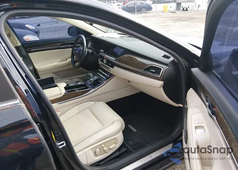 2017 Genesis G90 3.3T Premium из США, поврежденный, VIN KMHG34JA6HU022251